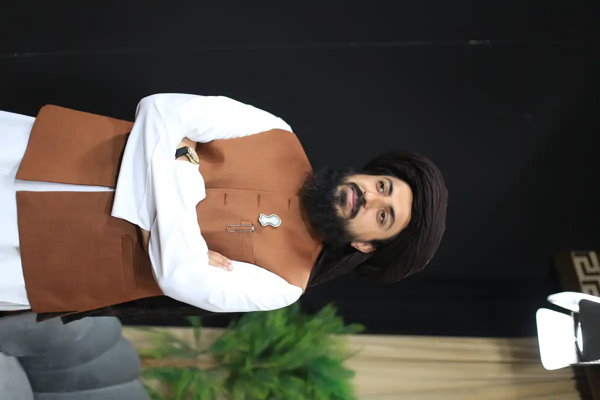 Hafiz Saad Hussain Rizvi Like You Never Seen Before - HD Image Inside